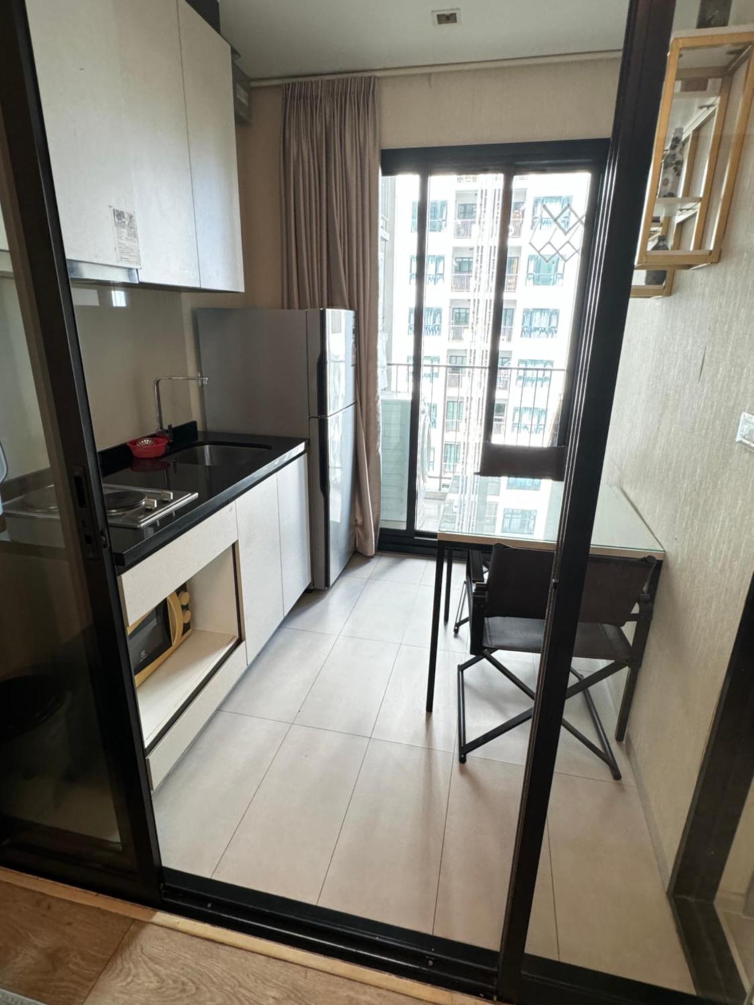 Apartamento 芭提雅市中心the Base 高端公寓 *