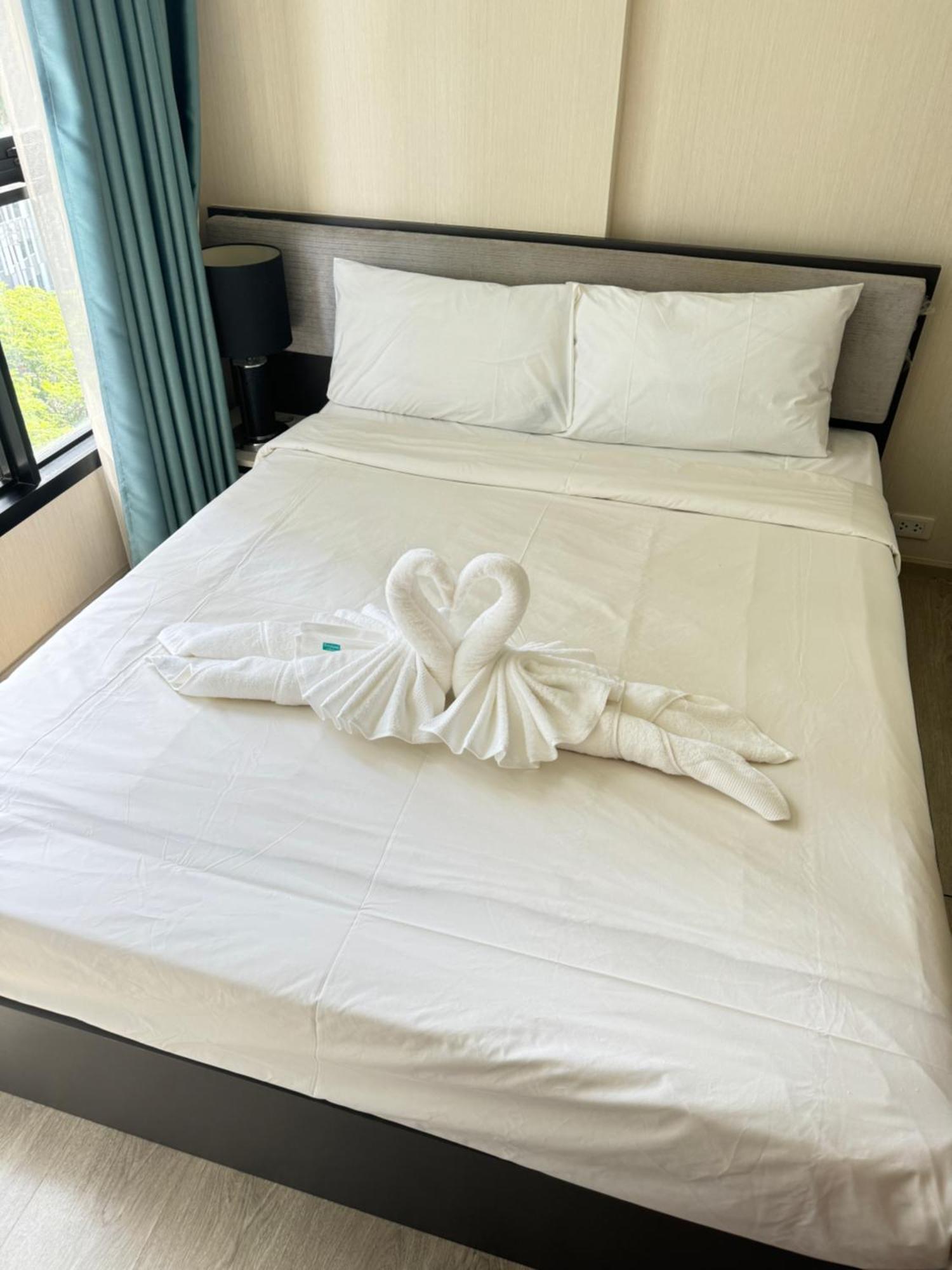 芭提雅市中心the Base 高端公寓 * Pattaya