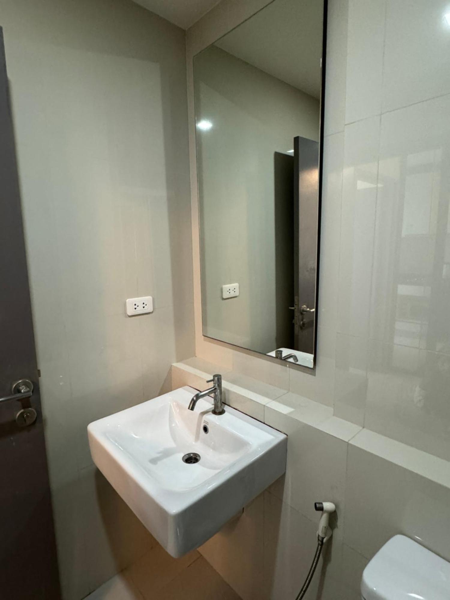 芭提雅市中心the Base 高端公寓 Apartamento Pattaya
